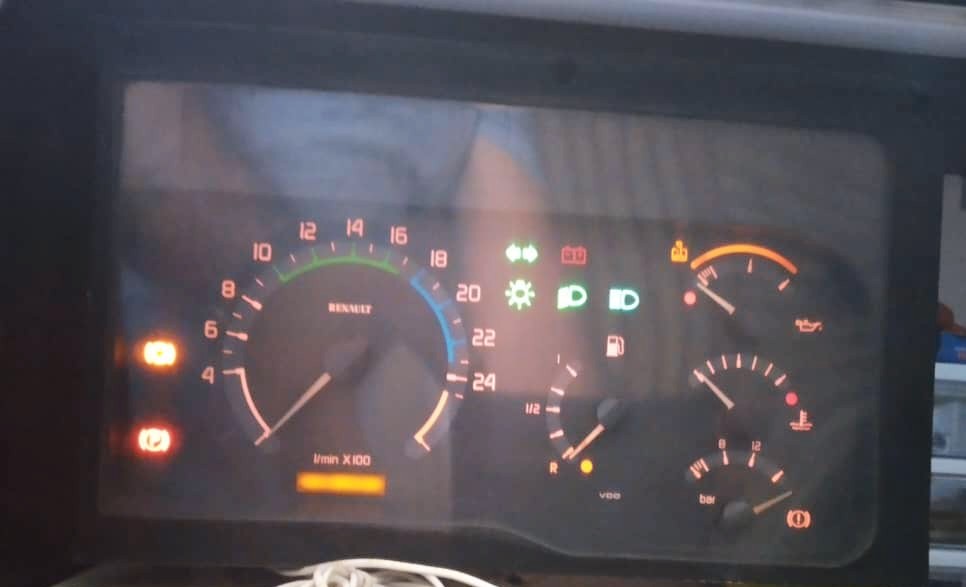 راهنمای فنی پنل آمپر اتوبوس Renault Iliade  چکیده